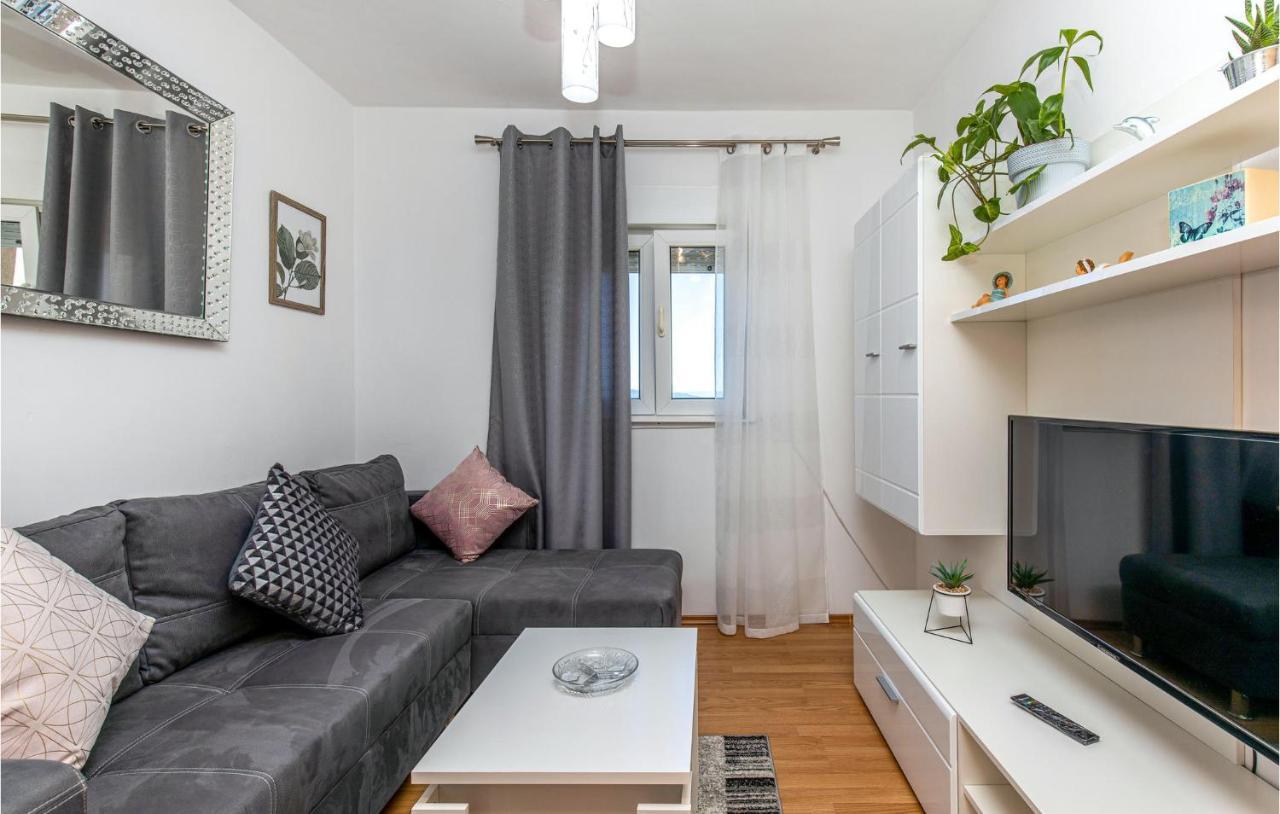 Amazing Apartment In Kostrena With 1 Bedrooms And Wifi Exteriör bild