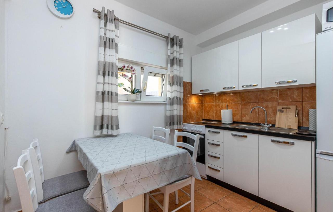 Amazing Apartment In Kostrena With 1 Bedrooms And Wifi Exteriör bild