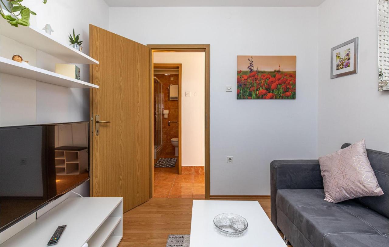 Amazing Apartment In Kostrena With 1 Bedrooms And Wifi Exteriör bild